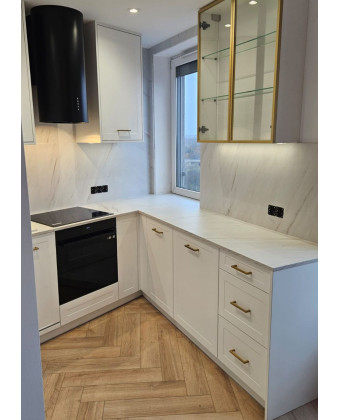 Biała kuchnia z frezowanymi frontami Leszno Biała kuchnia z frezowanymi frontami Leszno