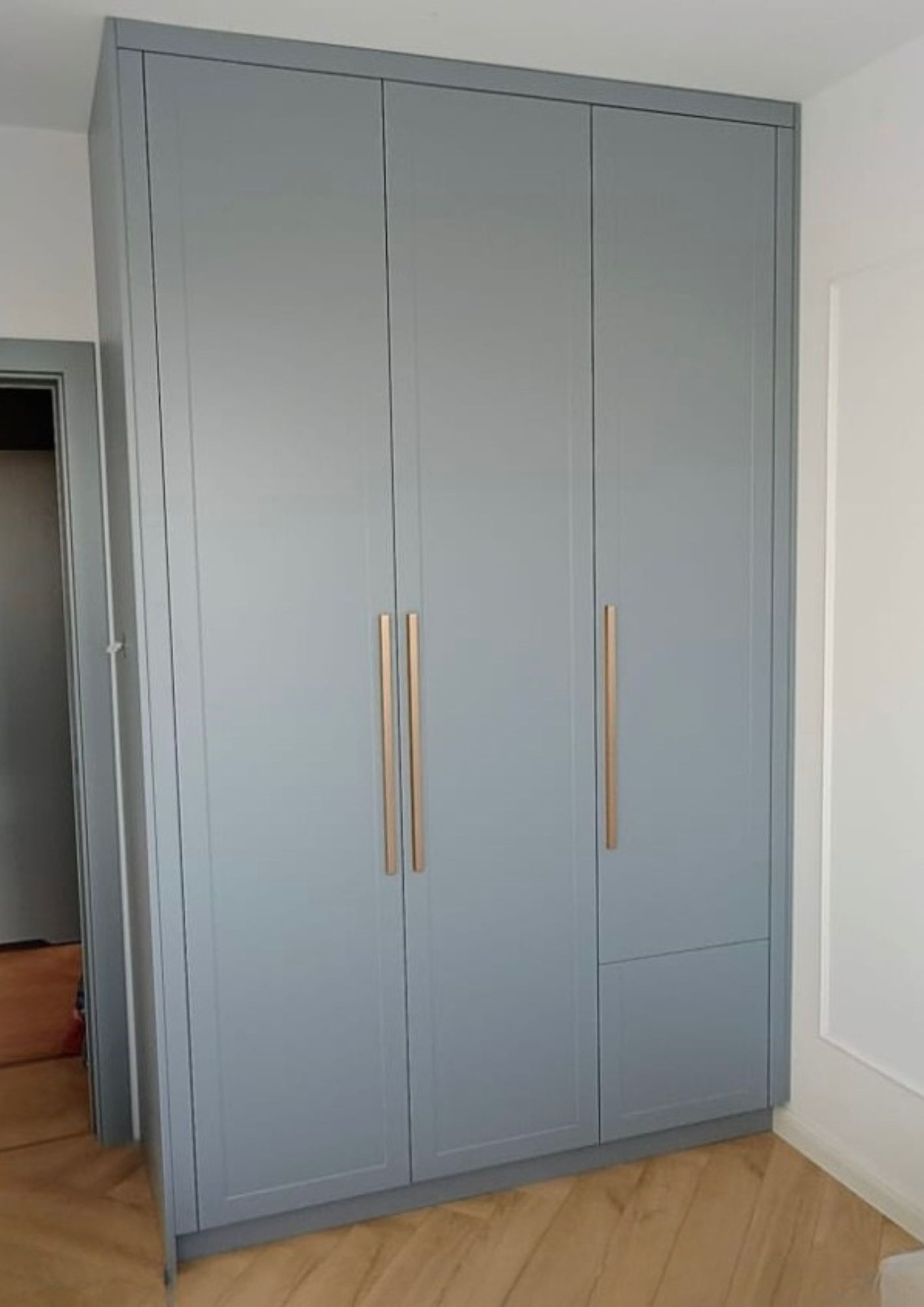 Custom-made bedroom closet, clothing cabinet in Leszno Custom-made bedroom closet, clothing cabinet in Leszno