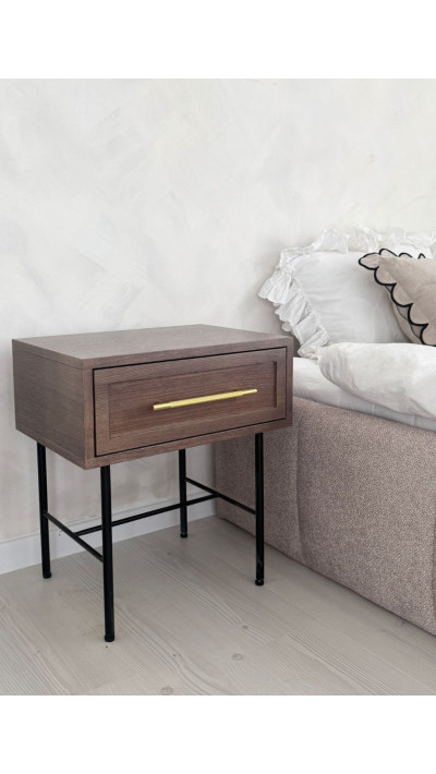 AZIZA Nightstand – Elegant Design with a Drawer and a Gold Handle
