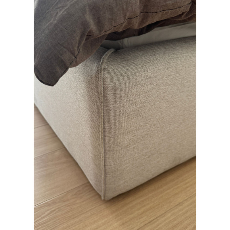 Łóżko tapicerowane z wysokim panelem – nowoczesny styl i komfort snu Łóżko tapicerowane z wysokim panelem – nowoczesny styl i komfort snu