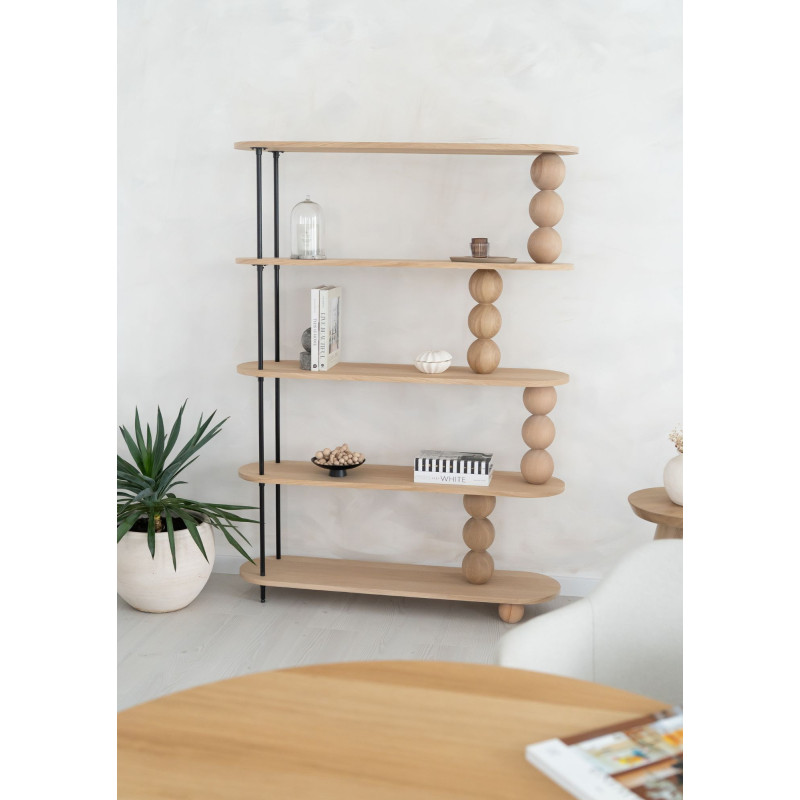 Półki dębowe z kulistymi podporami – artystyczny regał LIVRA