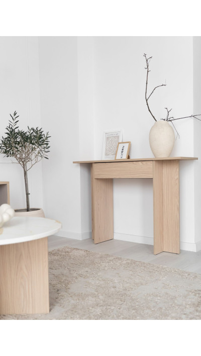 Minimalistyczna konsola ORELLE z szufladą i naturalnym dekorem drewna Minimalistyczna konsola ORELLE z szufladą i naturalnym dekorem drewna