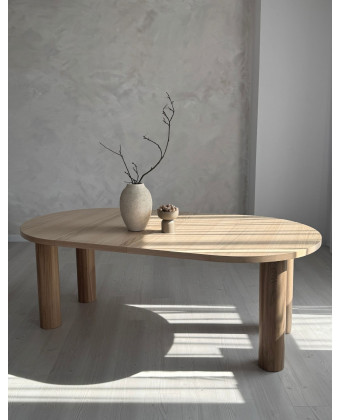 Okrągły stół drewniany z forniru dębowego – stół rozkładany do jadalni