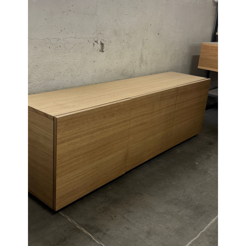 Tammy - wisząca szafka telewizyjna do salonu z forniru dębowego