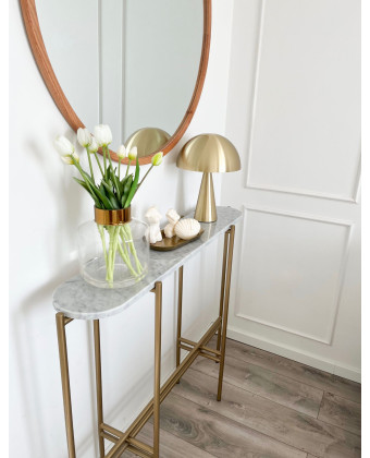 Złota konsola TRIXA z eliptycznym blatem z marmuru | Styl glamour i lekkość