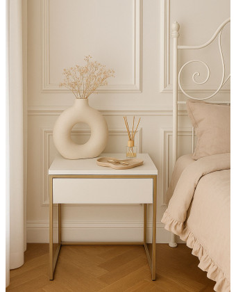 Nowoczesna szafka nocna ESMA na złotych nogach | Elegancka szafka nocna biała