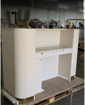 recepcja AMELIA ryflowana recepcja do salonu beauty nowoczesna lada recepcyjna premium z LED