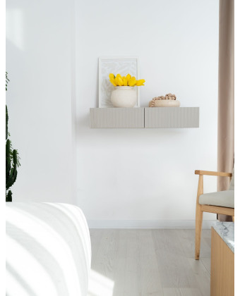 Nowoczesna konsola wisząca ryflowana – wąska konsola do przedpokoju z szufladami w stylu japandi