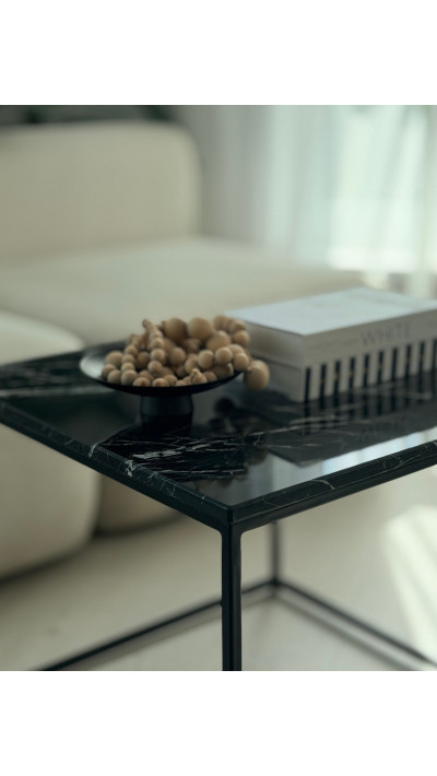 Nowoczesny stolik kawowy czarny marmurowy, stolik pomocniczy metalowy minimalistyczny do salonu, elegancki Nowoczesny stolik kawowy czarny marmurowy, stolik pomocniczy metalowy minimalistyczny do salonu, elegancki