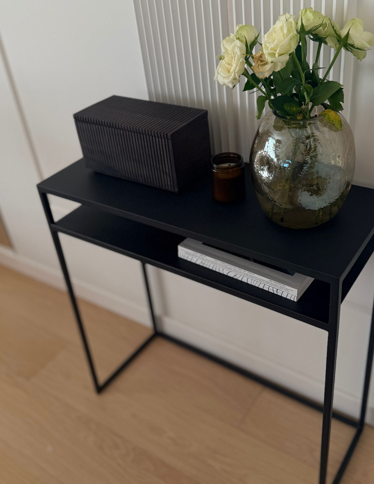 nowoczesna konsola metalowa 70x80 minimalistyczna nowoczesna konsola metalowa 70x80 minimalistyczna