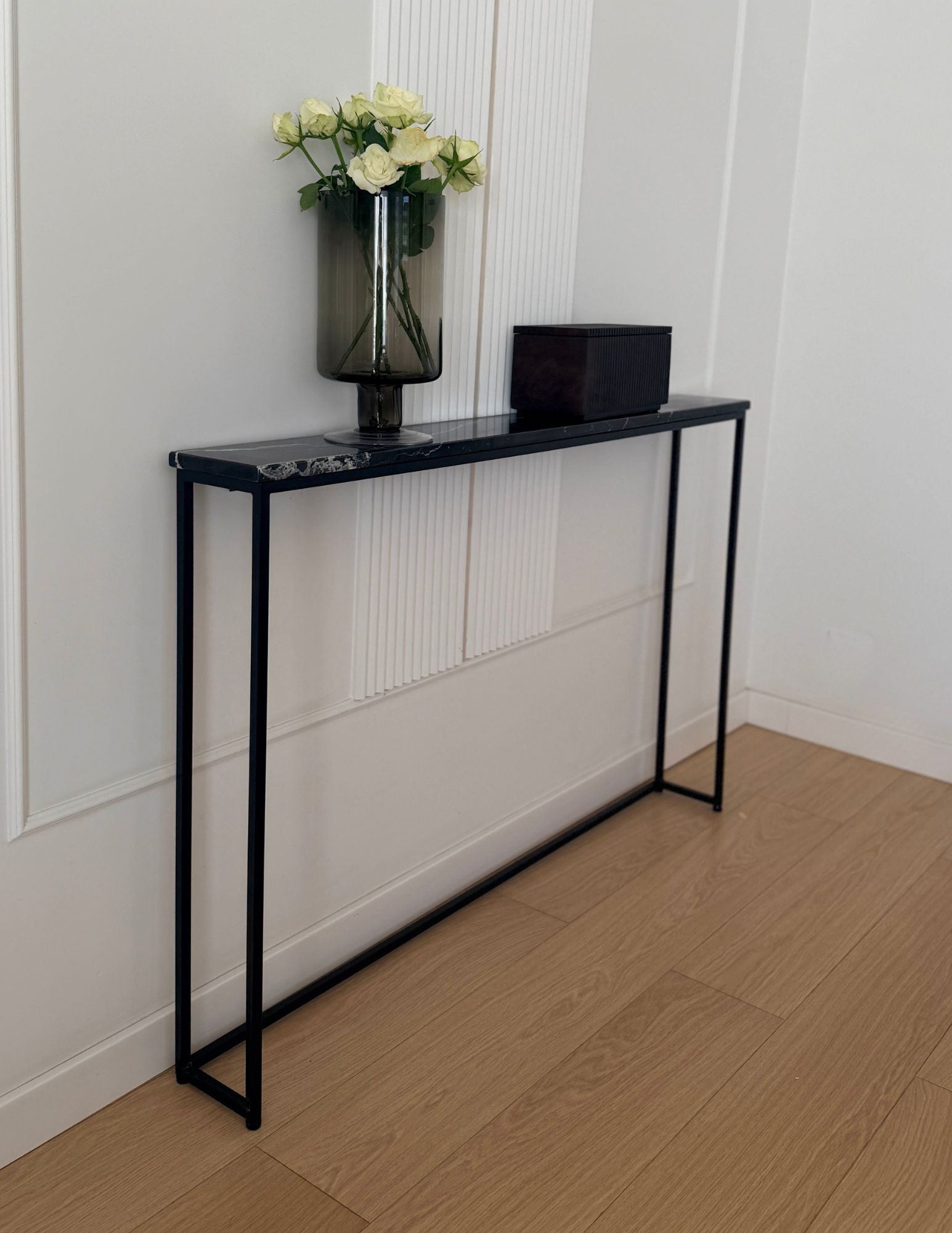 konsola marmurowa POLA Nero Marquina czarna stal 126 cm