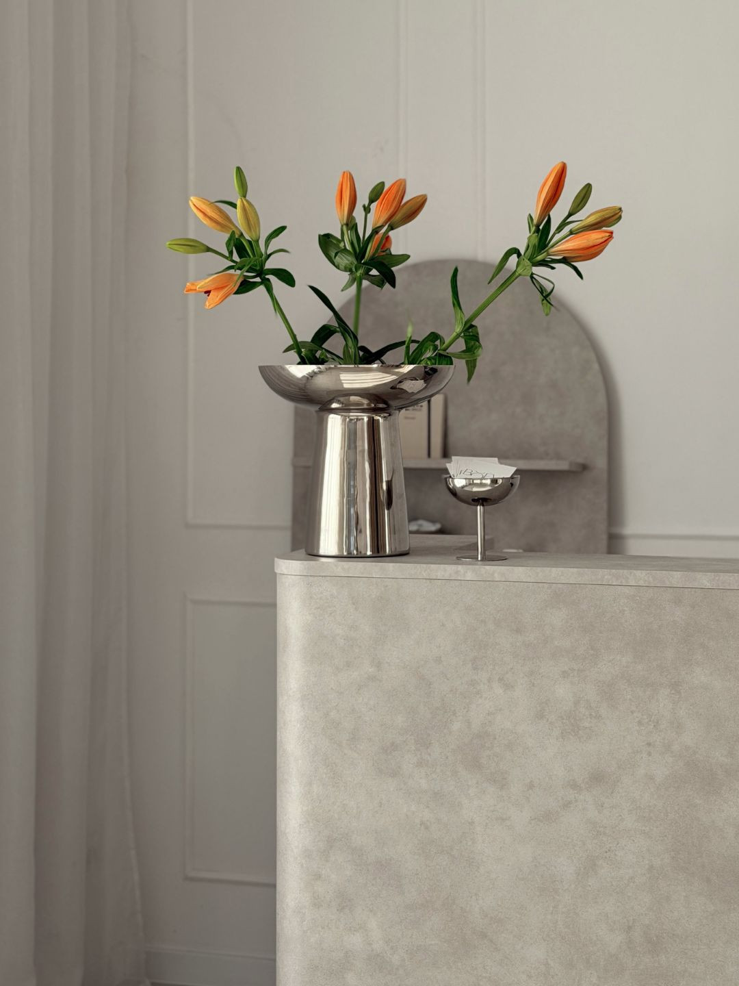 RAYS Reception Desk – A Modern Counter for Beauty Salons and Hair Salons | Papierówka RAYS Reception Desk – A Modern Counter for Beauty Salons and Hair Salons | Papierówka