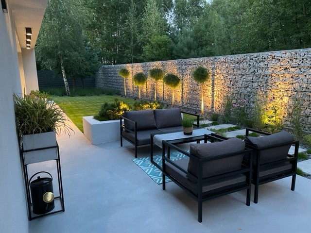 Stylowa 3-osobowa sofa na balkon, taras lub do ogrodu – wytrzymała i wygodna Stylowa 3-osobowa sofa na balkon, taras lub do ogrodu – wytrzymała i wygodna